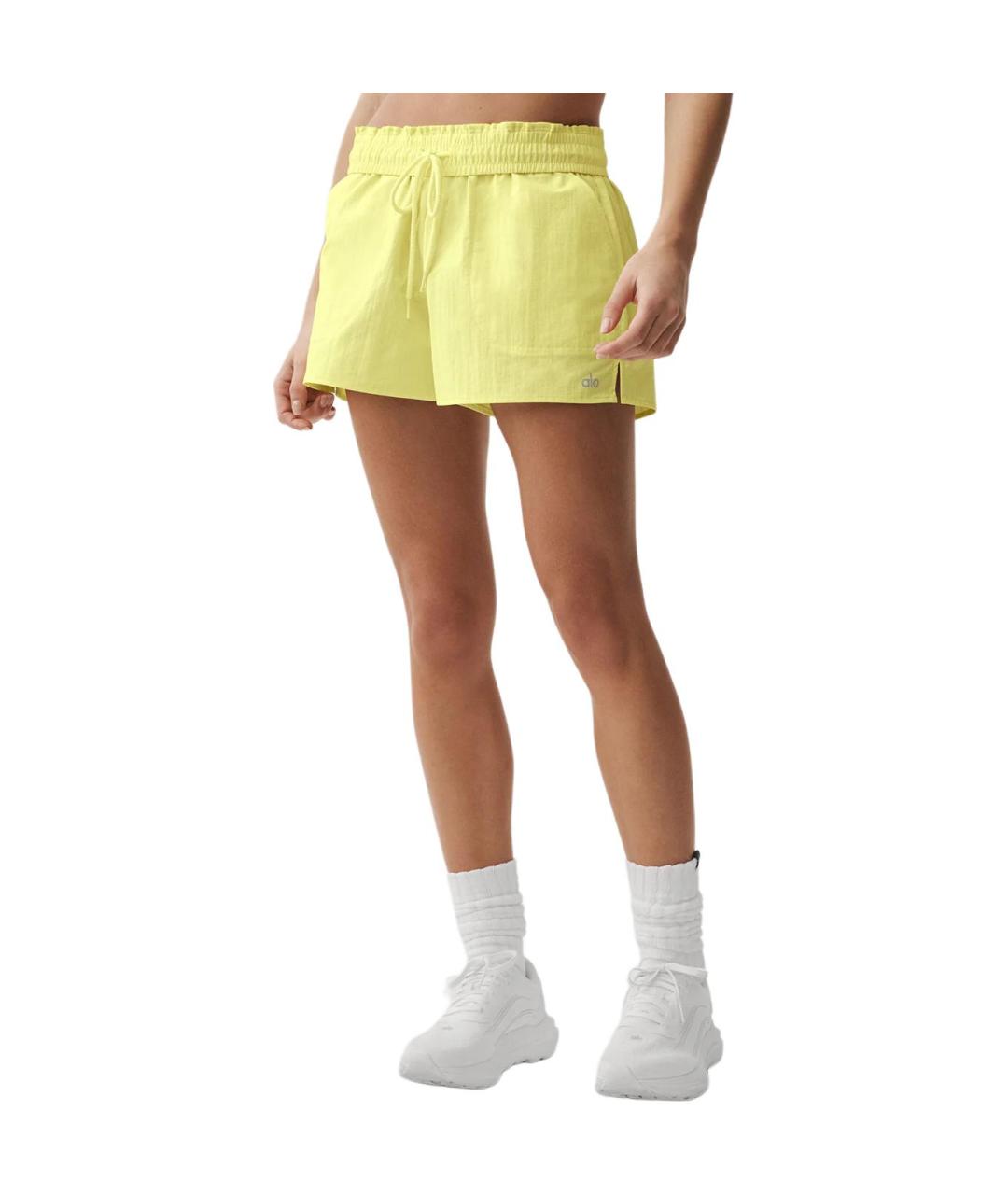 ALO YOGA Желтые спортивные брюки и шорты, фото 3