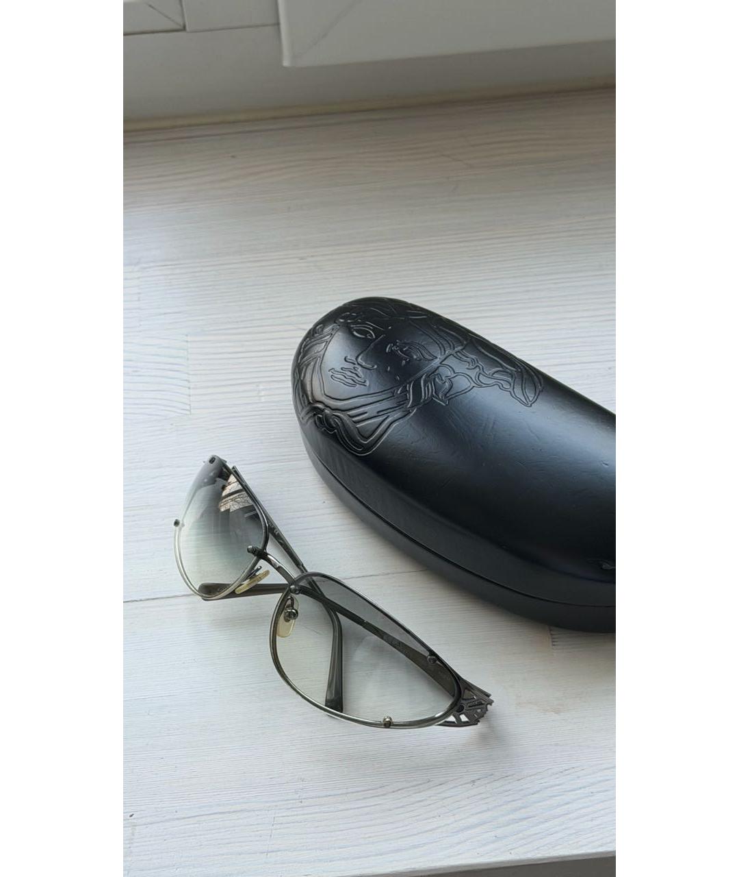 VERSACE Антрацитовые металлические солнцезащитные очки, фото 5