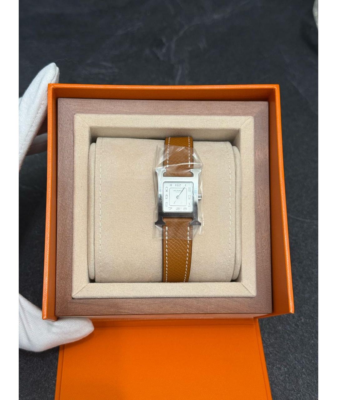 HERMES Коричневые стальные часы, фото 3