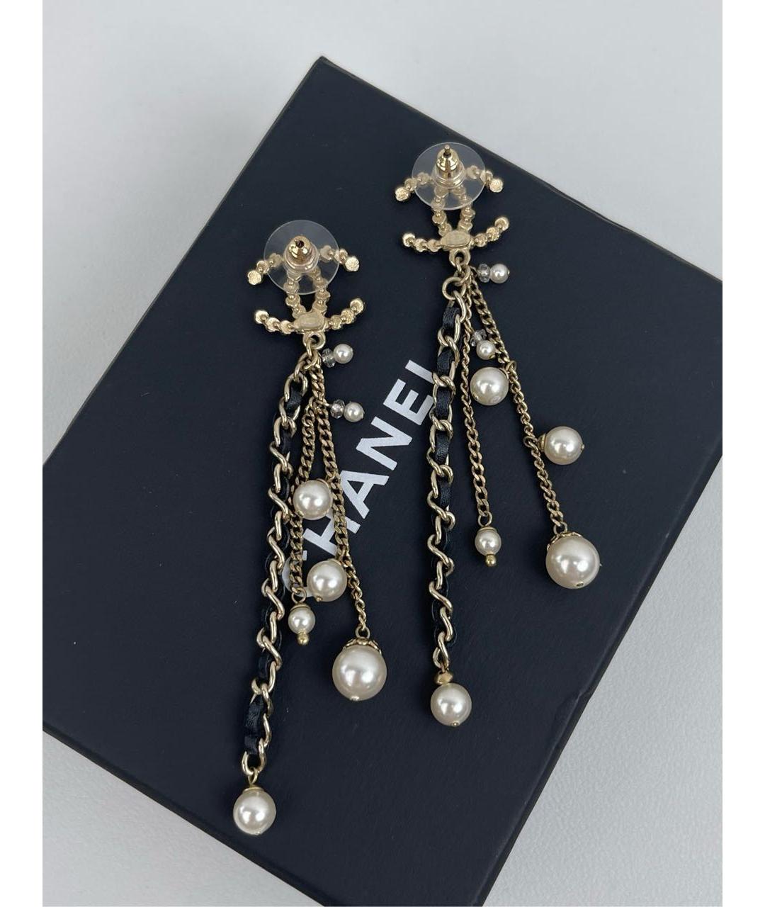 CHANEL Золотые металлические серьги, фото 2