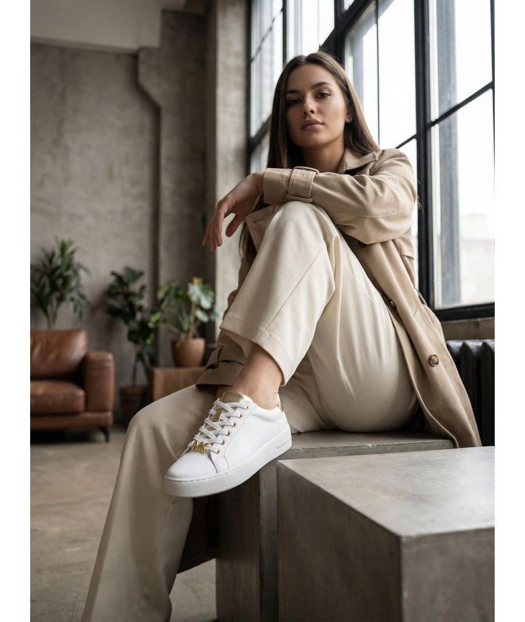 MICHAEL KORS Бирюзовые кожаные кроссовки, фото 2