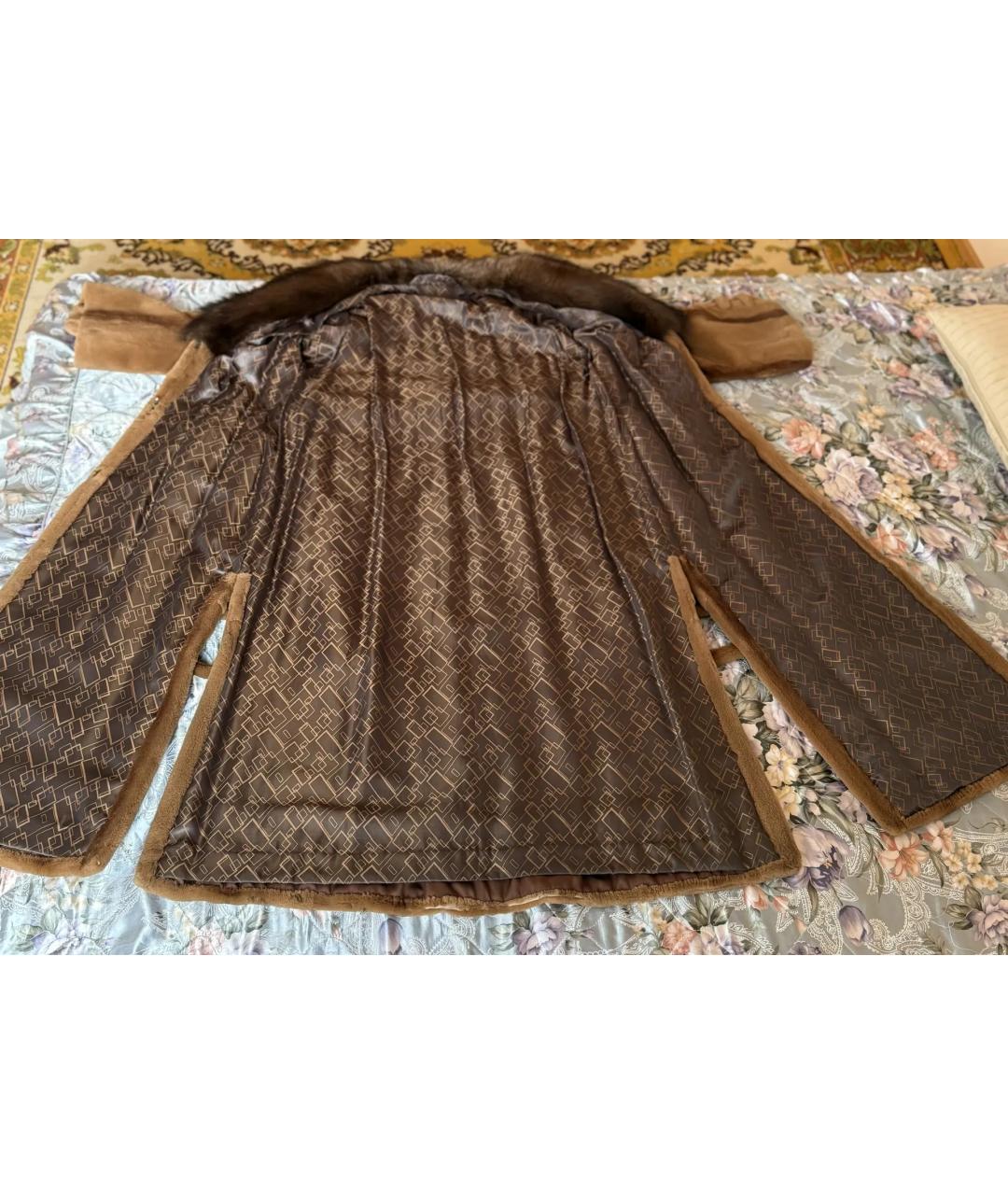 The coat Коричневая меховая шуба, фото 7