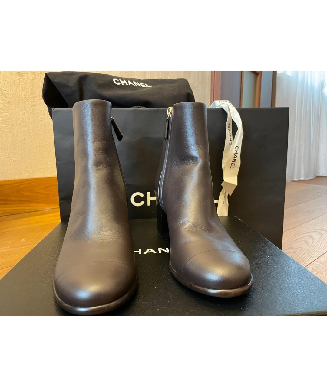 CHANEL Коричневые кожаные полусапоги, фото 2