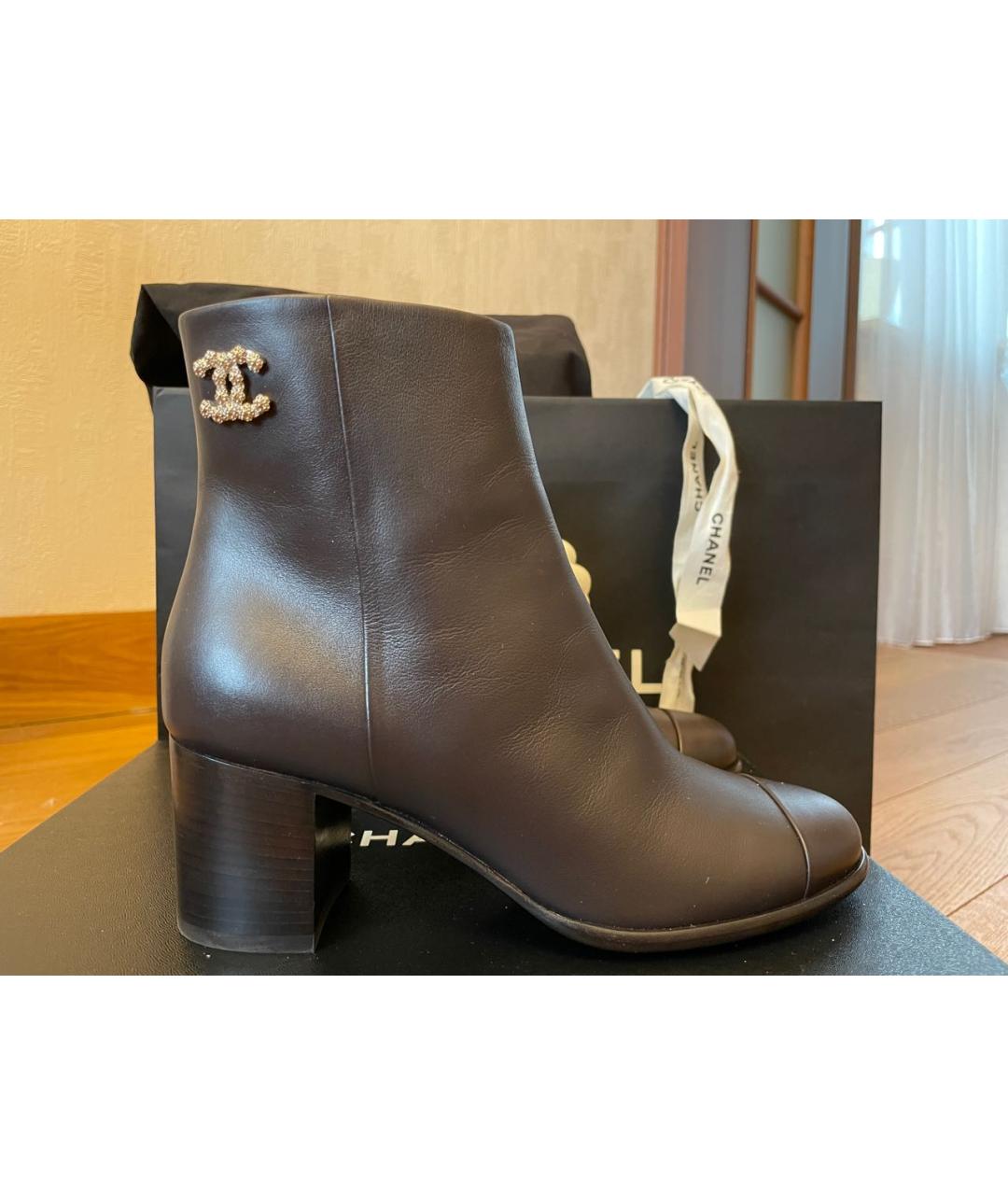 CHANEL Коричневые кожаные полусапоги, фото 6