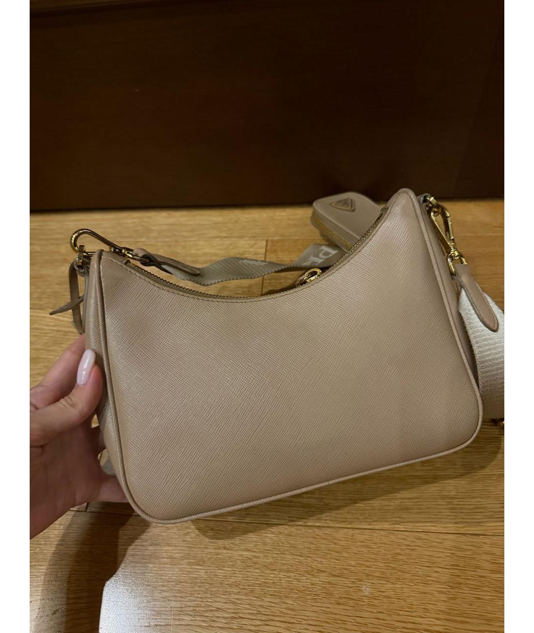PRADA Бежевая кожаная сумка через плечо, фото 2