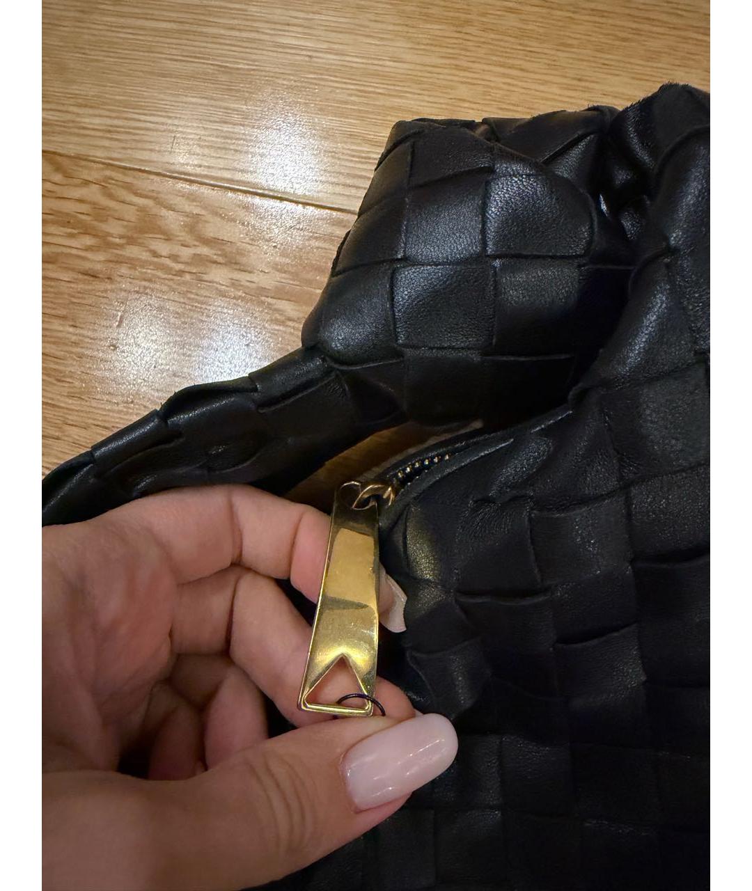 BOTTEGA VENETA Черная кожаная сумка с короткими ручками, фото 5