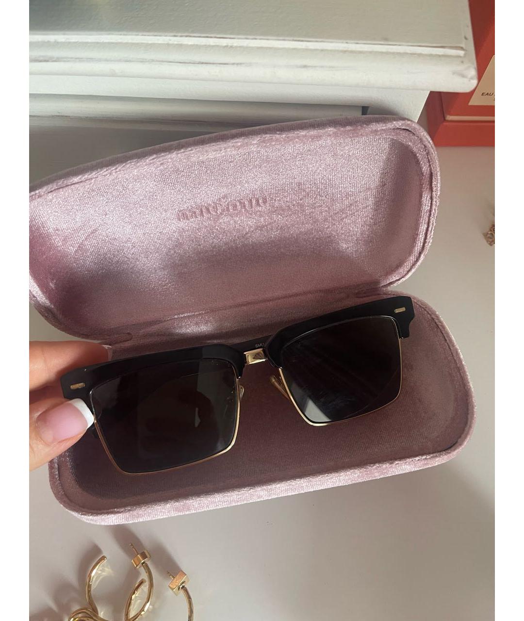 MIU MIU Черные пластиковые солнцезащитные очки, фото 3