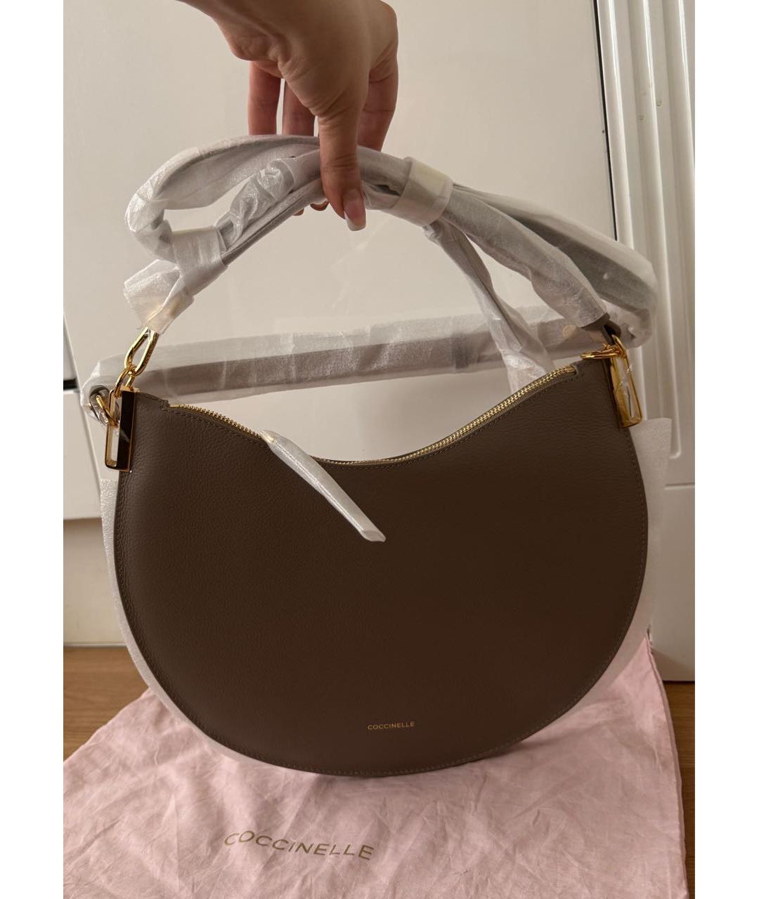 COCCINELLE Бежевая кожаная сумка через плечо, фото 6