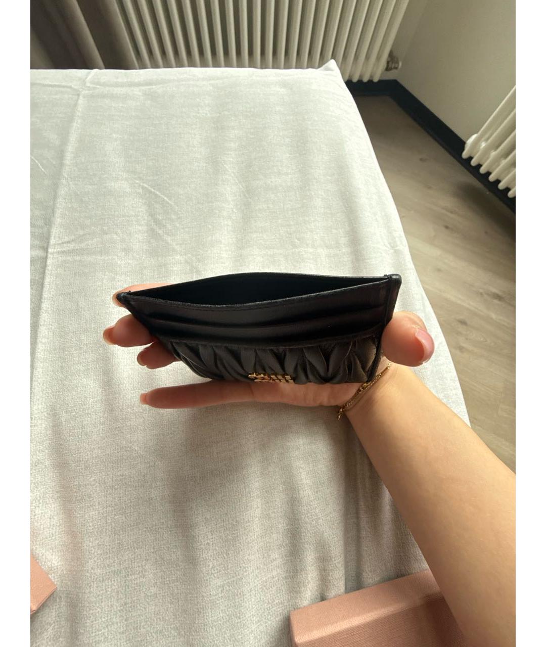 MIU MIU Черный кожаный кардхолдер, фото 4