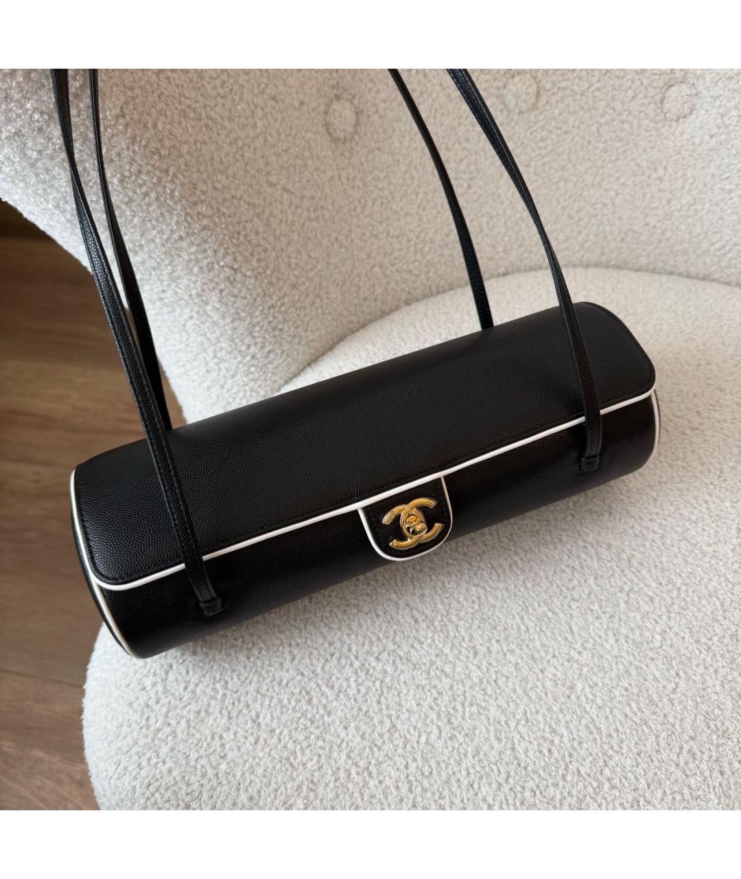 CHANEL Черная кожаная сумка с короткими ручками, фото 3