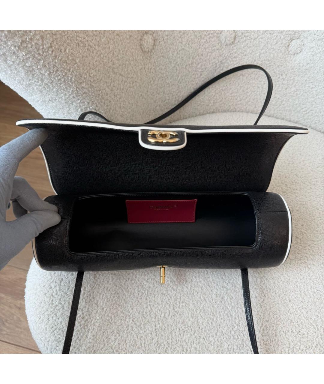 CHANEL Черная кожаная сумка с короткими ручками, фото 5