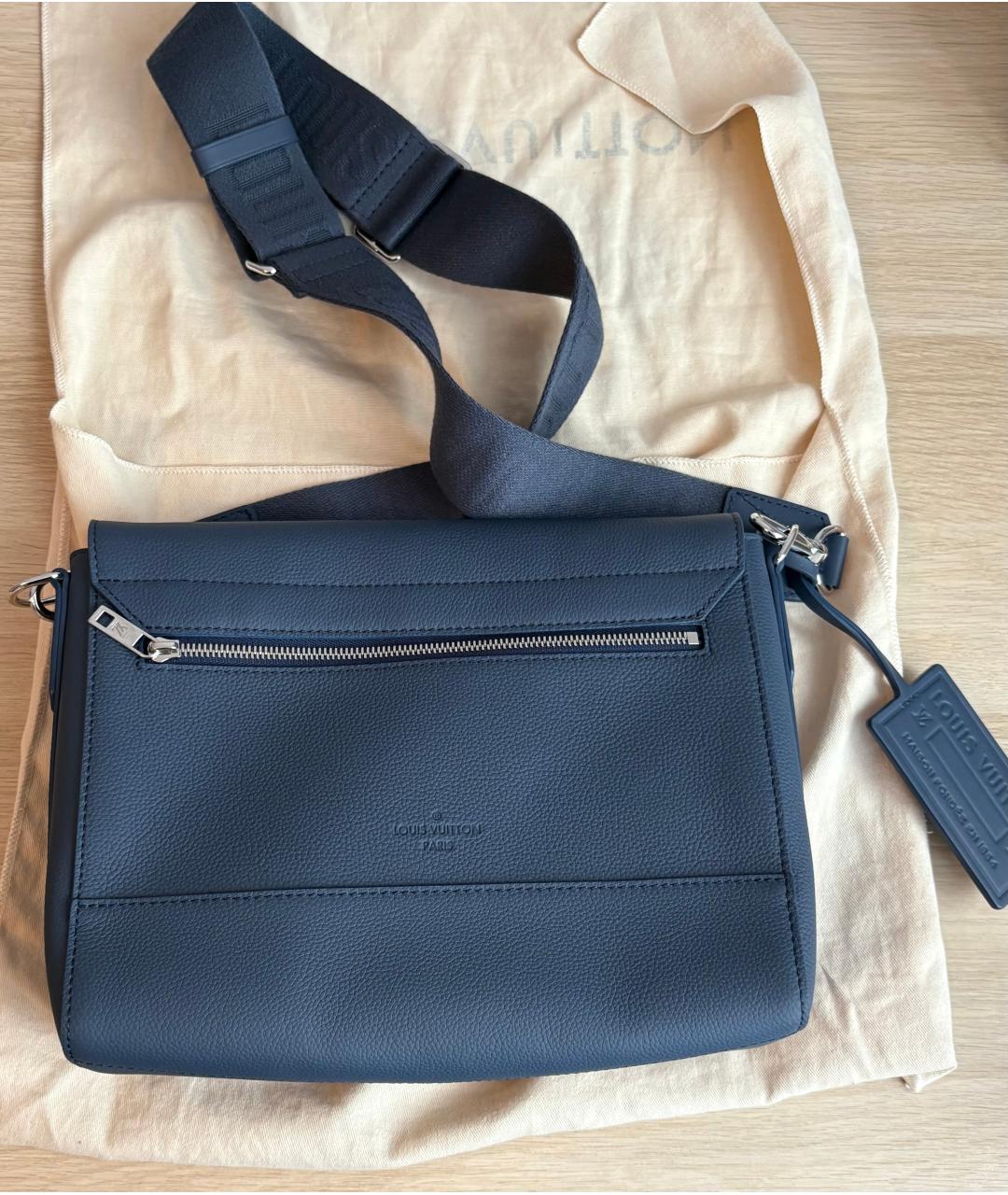 LOUIS VUITTON Темно-синяя кожаная барсетка, фото 2