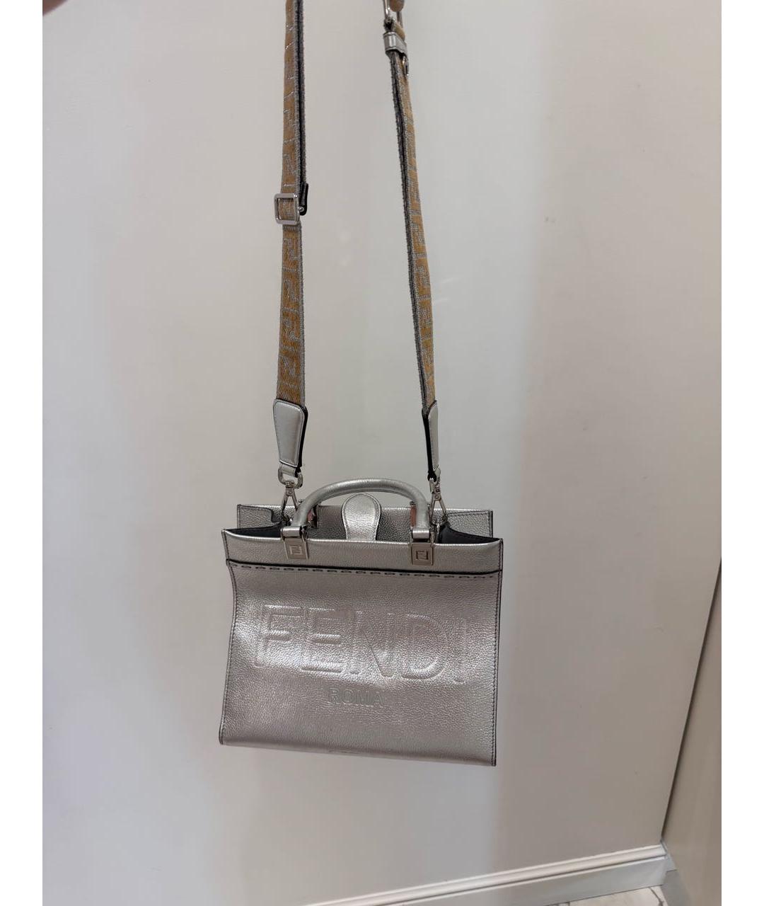 FENDI Серебряная кожаная сумка через плечо, фото 2