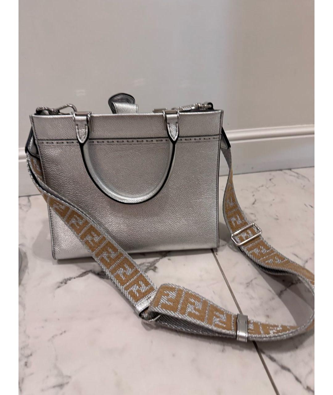 FENDI Серебряная кожаная сумка через плечо, фото 3