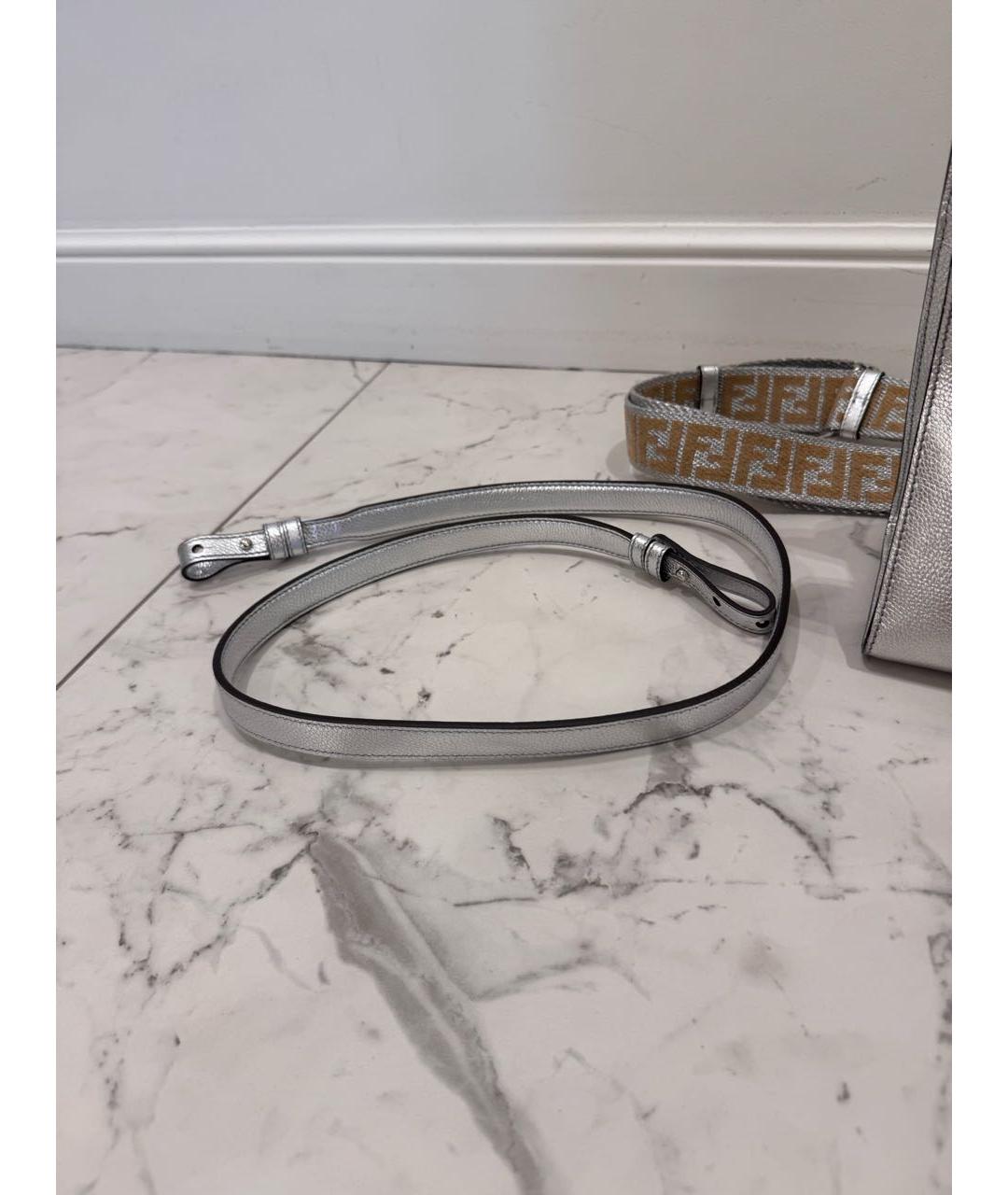 FENDI Серебряная кожаная сумка через плечо, фото 4