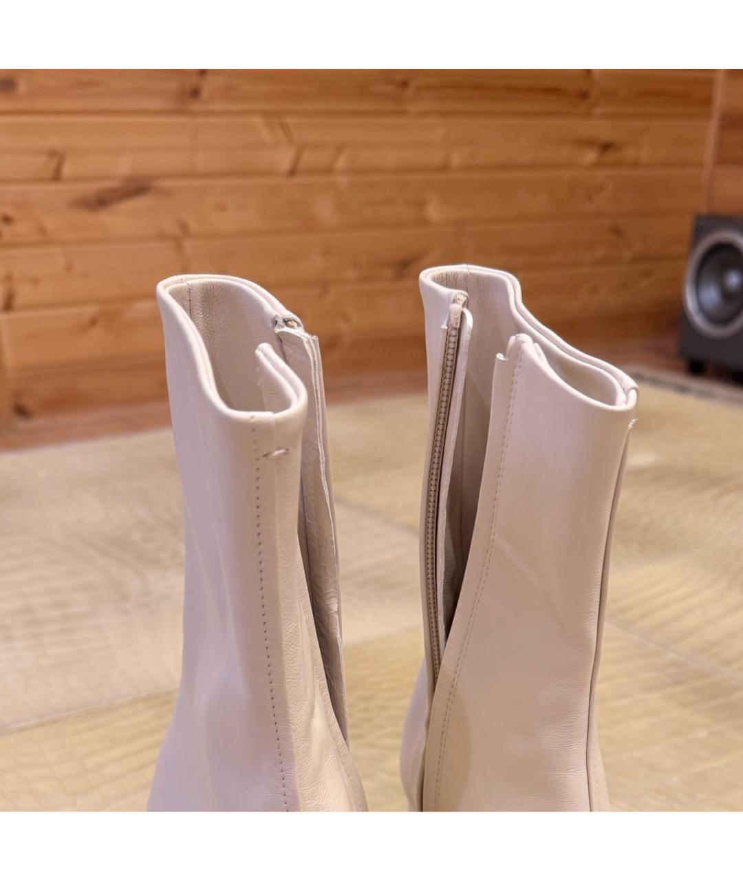 THE ROW Белые кожаные ботильоны, фото 3