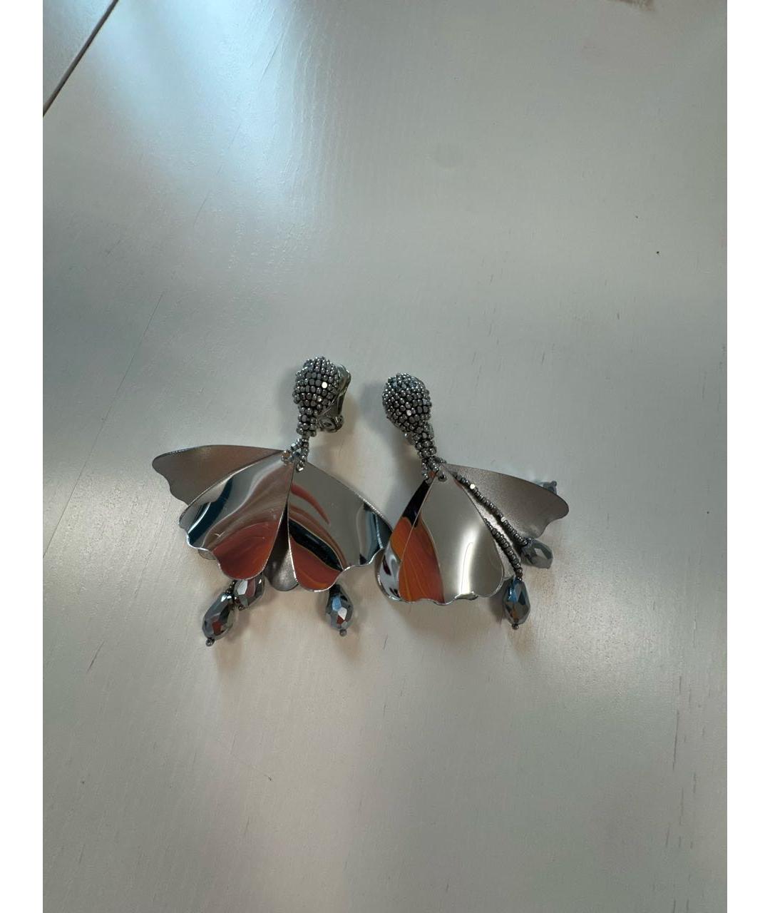 OSCAR DE LA RENTA Серебряные пластиковые клипсы, фото 5