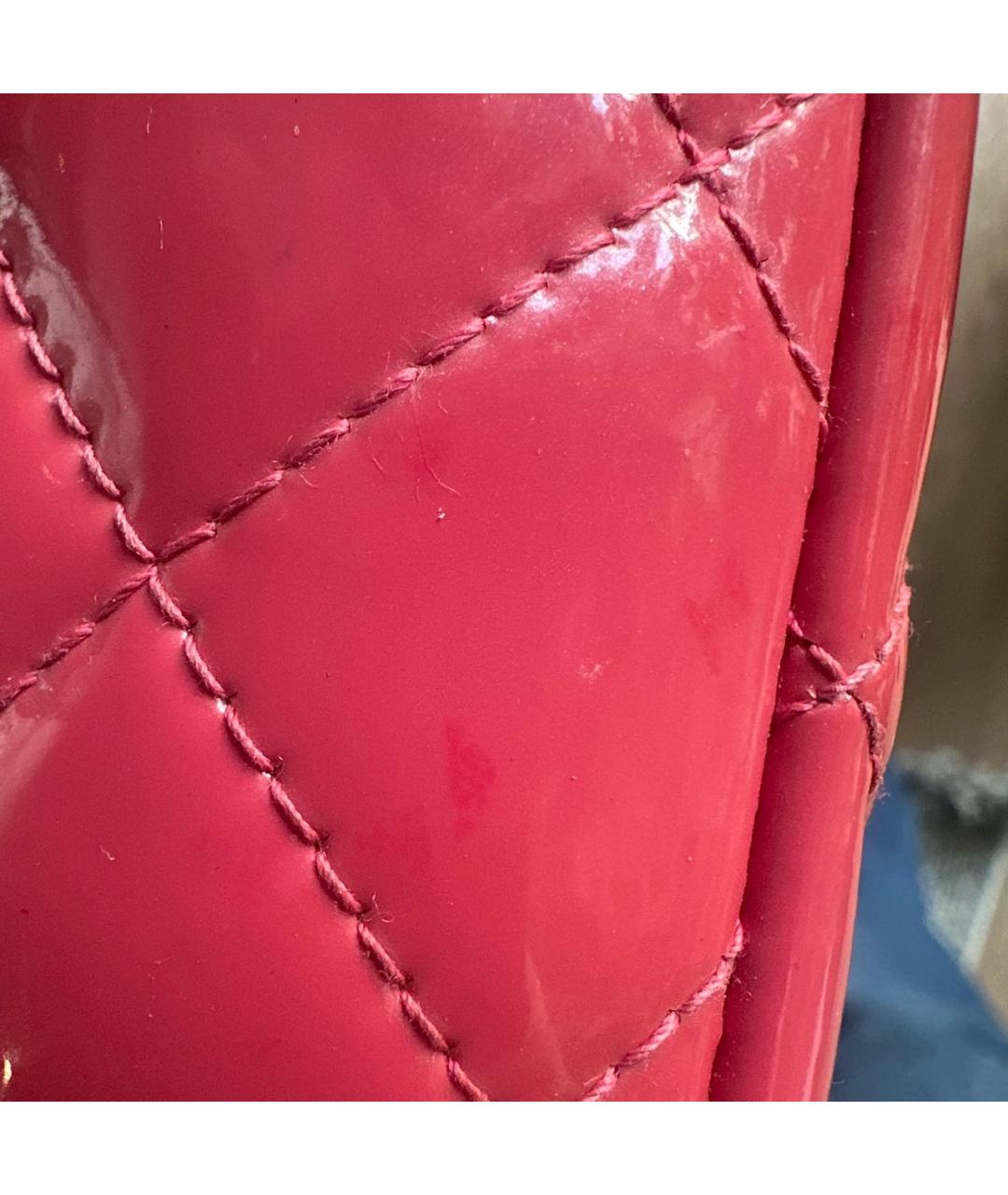 CHANEL Сумка через плечо из лакированной кожи, фото 8