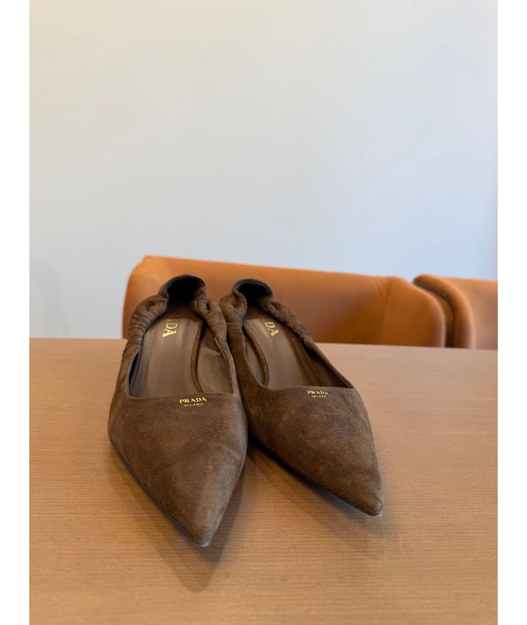 PRADA Коричневые замшевые туфли, фото 3