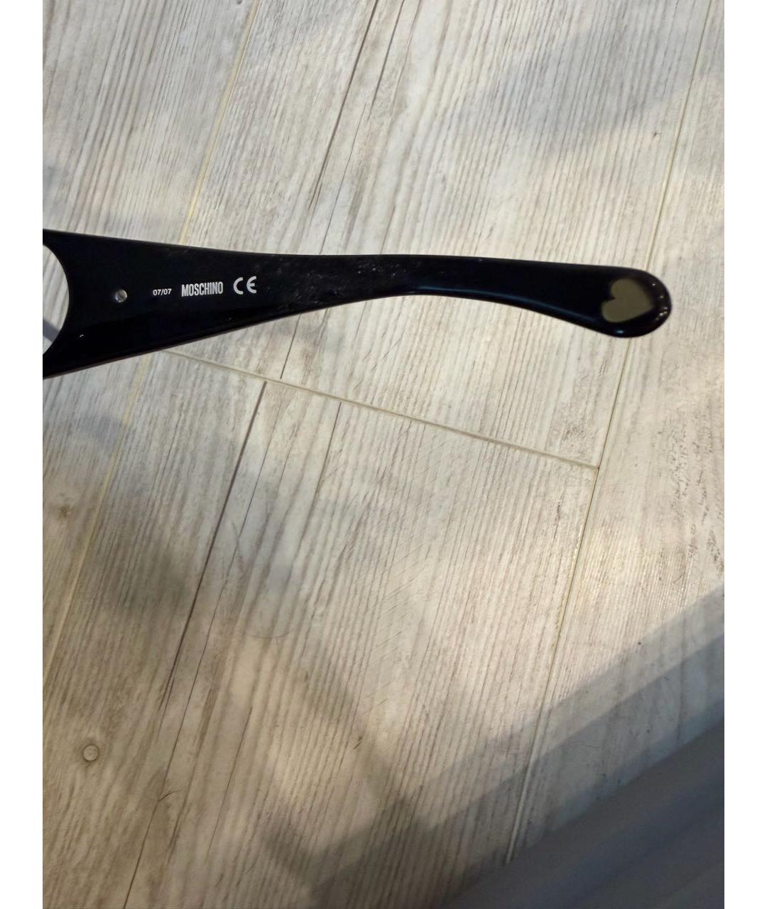 MOSCHINO Черные пластиковые солнцезащитные очки, фото 3