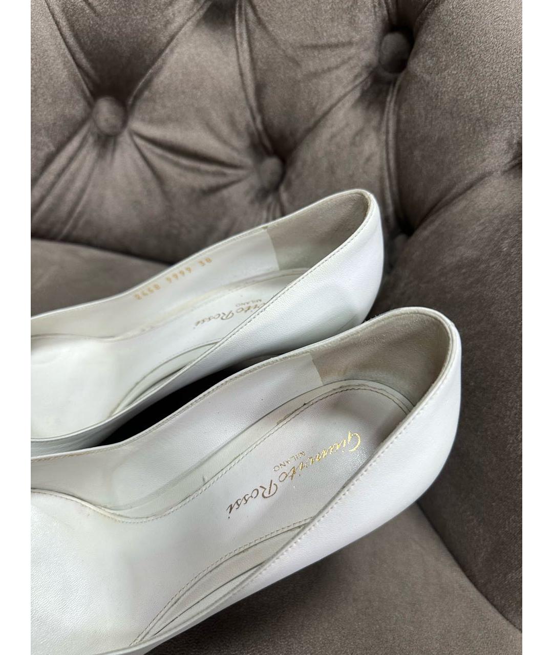 GIANVITO ROSSI Белые кожаные туфли, фото 4