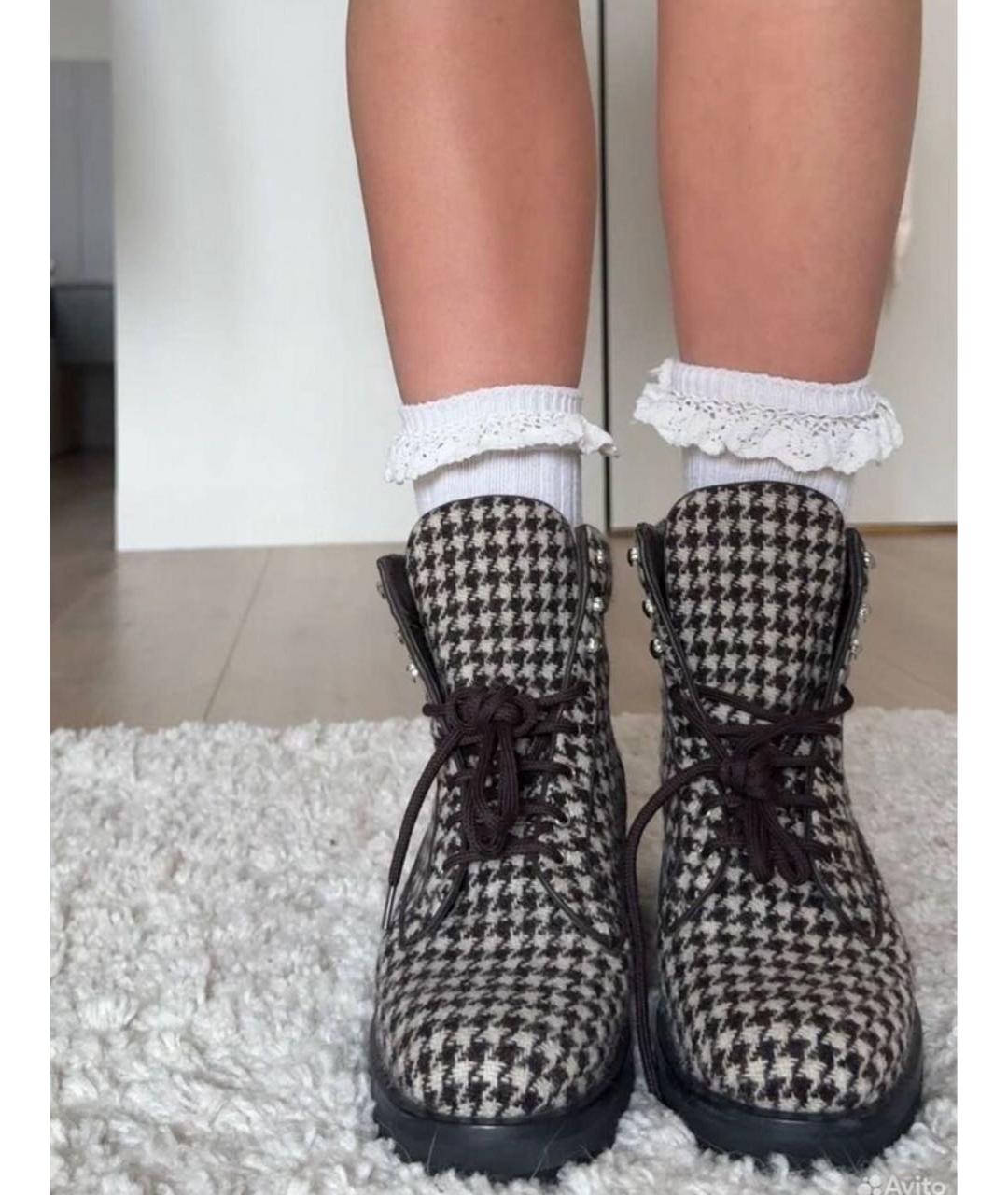 CHANEL Коричневые текстильные ботинки, фото 4