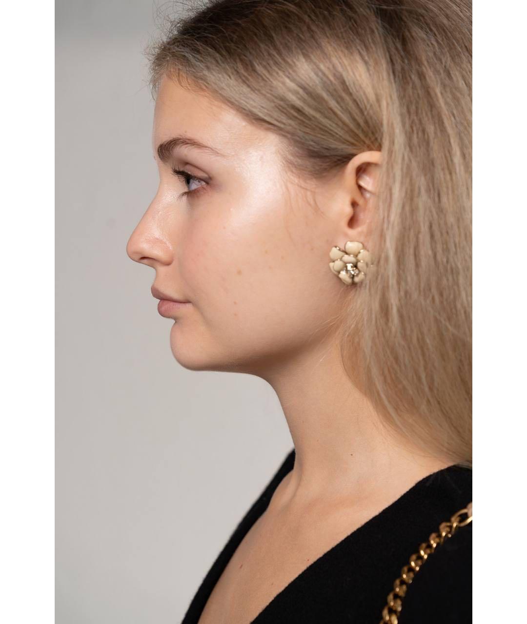 CHANEL Бежевые металлические серьги, фото 5