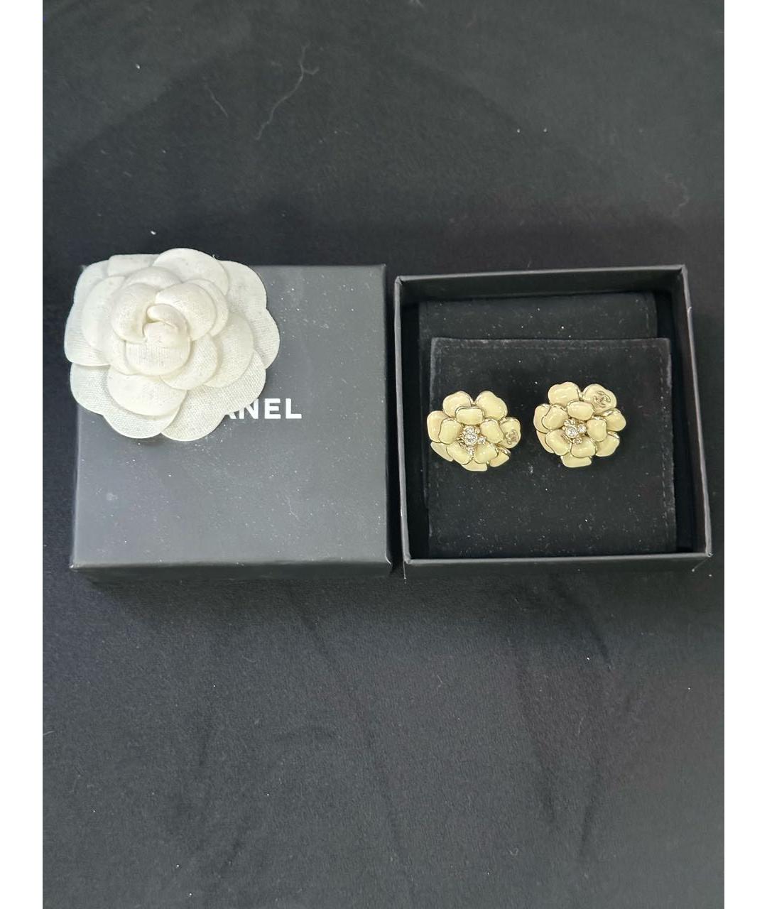 CHANEL Бежевые металлические серьги, фото 8