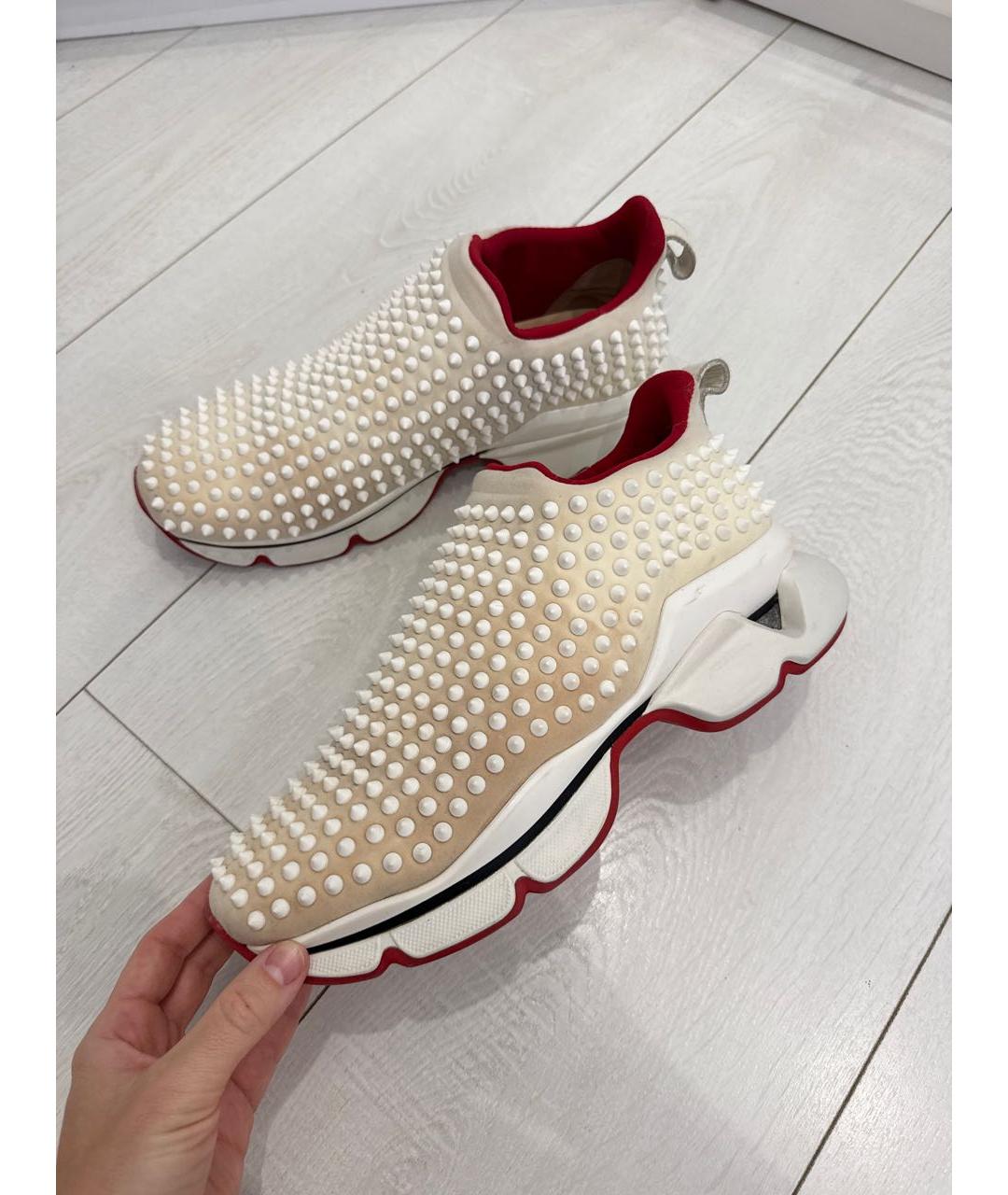 CHRISTIAN LOUBOUTIN Белые текстильные низкие кроссовки / кеды, фото 4