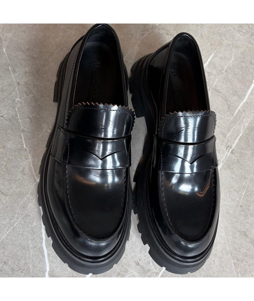 ALEXANDER MCQUEEN Черные лоферы из лакированной кожи, фото 3