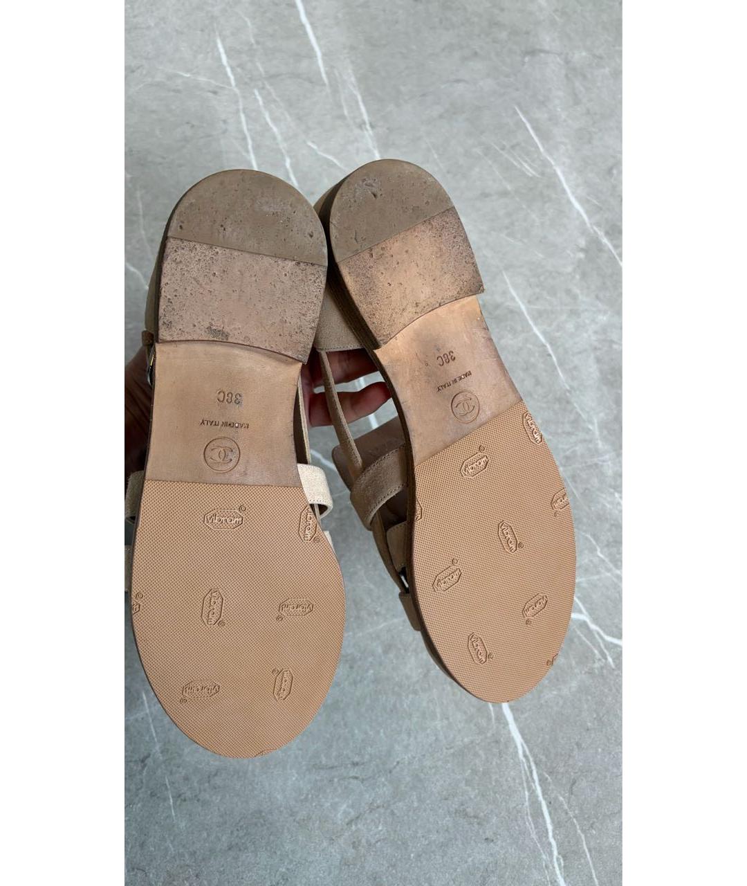 CHANEL Бежевые замшевые сандалии, фото 5