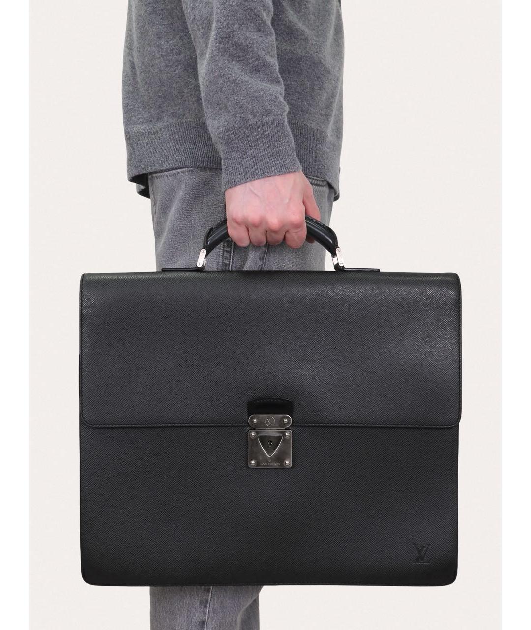 LOUIS VUITTON Черный кожаный портфель, фото 8