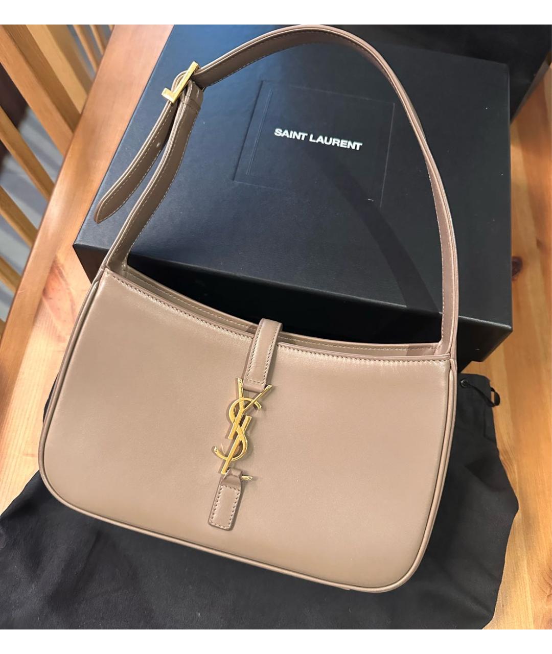 SAINT LAURENT Бежевая кожаная сумка через плечо, фото 6