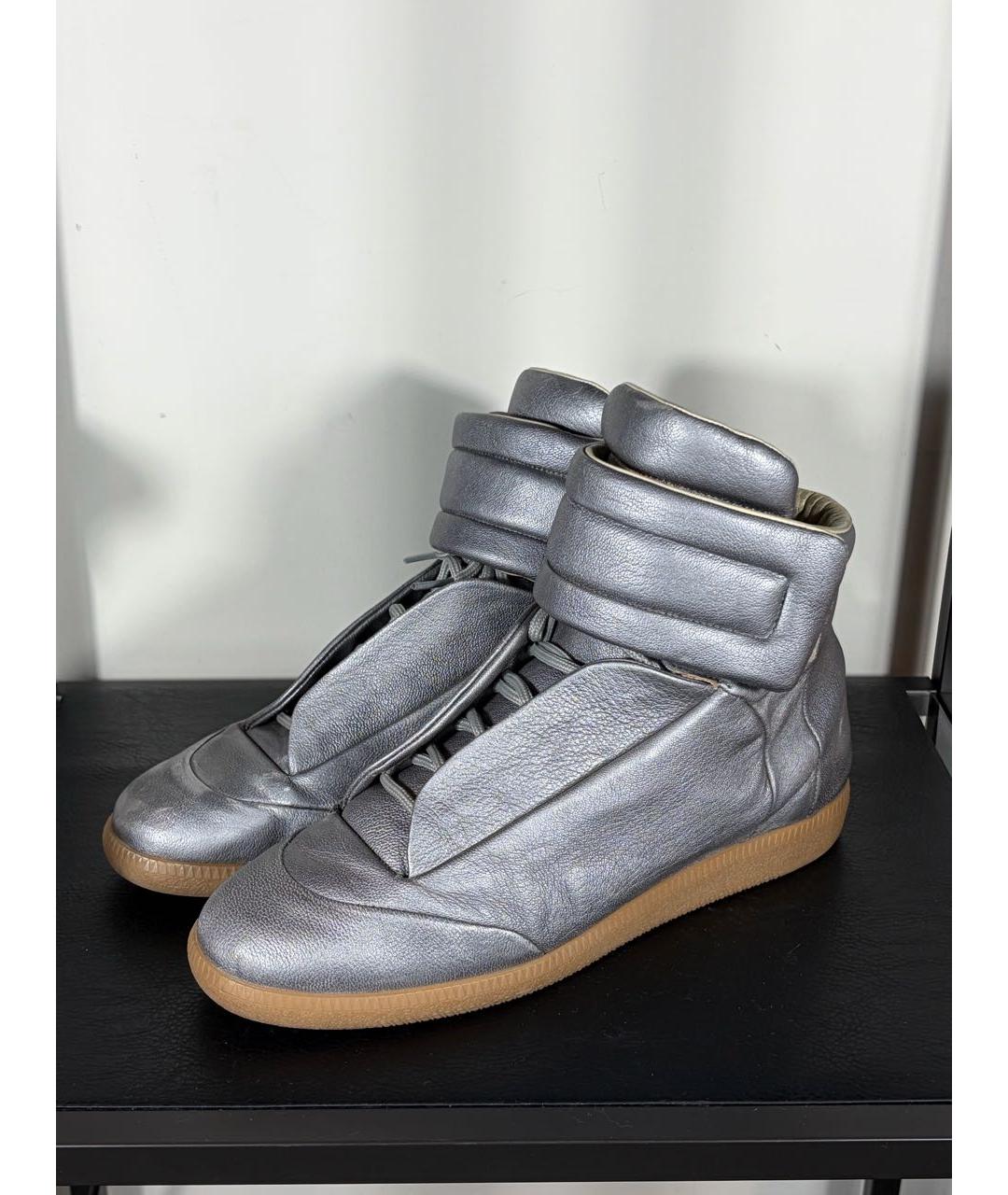MAISON MARGIELA Серебряные кожаные высокие кроссовки / кеды, фото 2