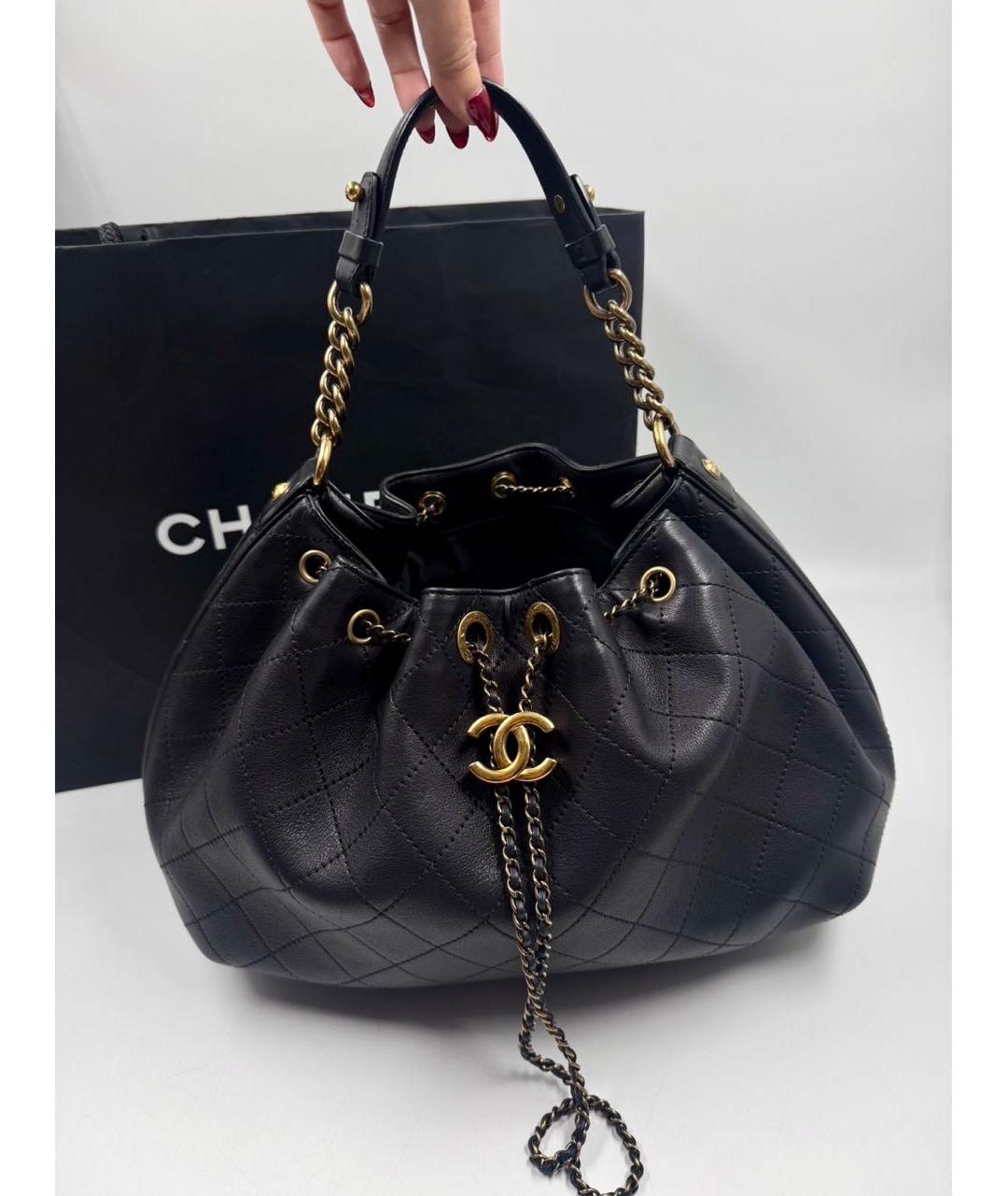 CHANEL Черная кожаная сумка через плечо, фото 2