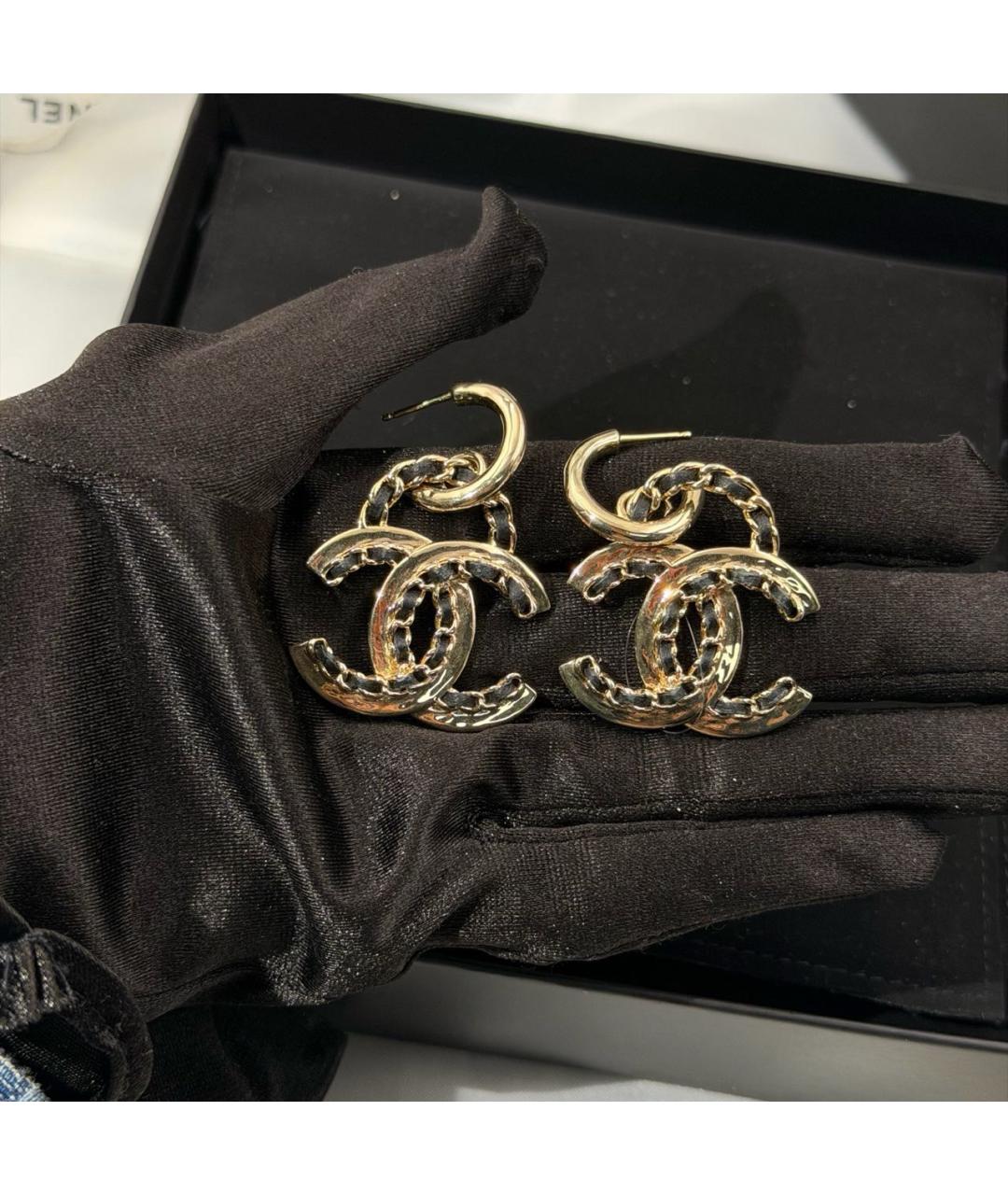 CHANEL Золотые металлические серьги, фото 6