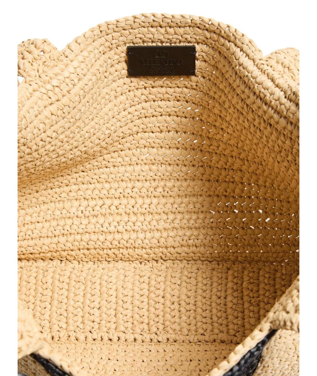 VALENTINO Бежевая пелетеная сумка тоут, фото 3