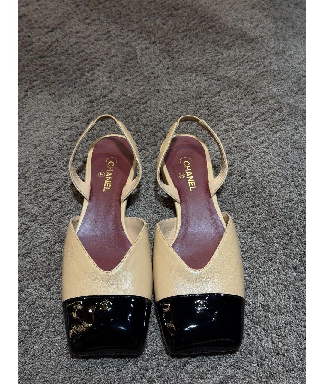 CHANEL Бежевые кожаные туфли, фото 2