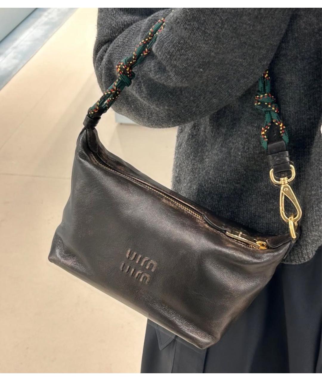 MIU MIU Коричневая кожаная сумка с короткими ручками, фото 5