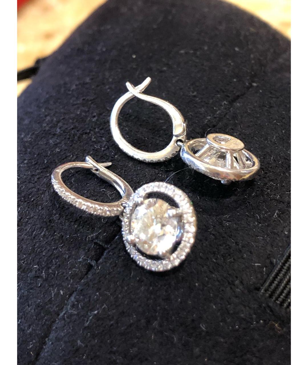 DE BEERS Белые платиновые серьги, фото 3