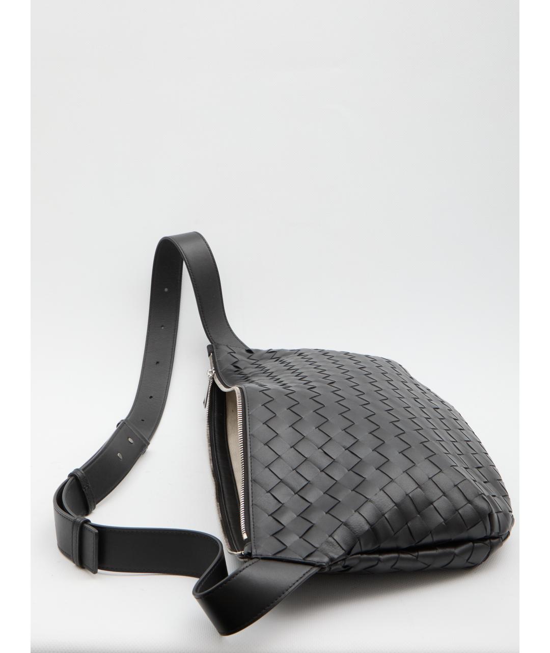 BOTTEGA VENETA Черная кожаная сумка на плечо, фото 4