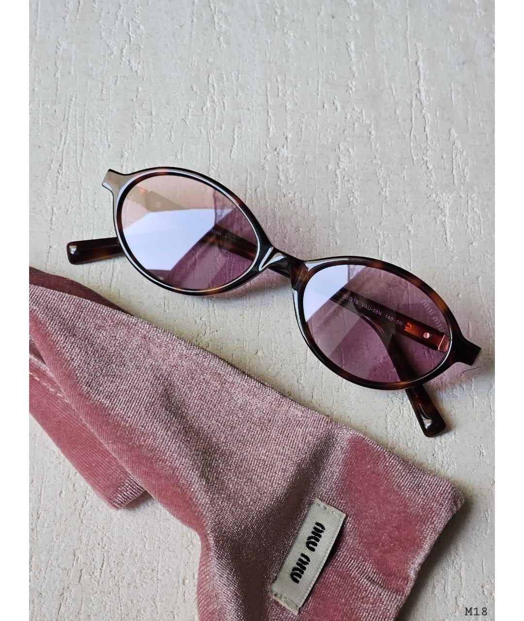 MIU MIU Коричневые пластиковые солнцезащитные очки, фото 4