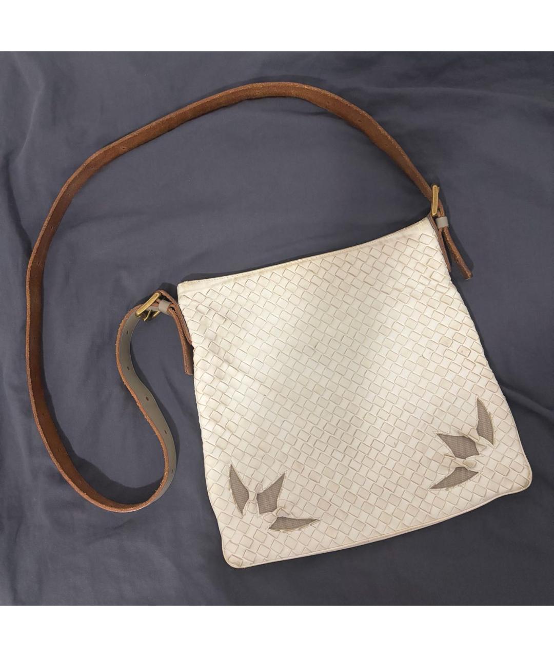 BOTTEGA VENETA Белая кожаная сумка на плечо, фото 5