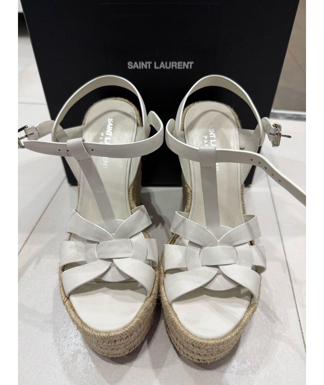 SAINT LAURENT Белые кожаные босоножки, фото 2