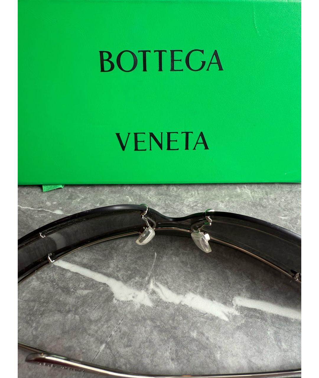 BOTTEGA VENETA Серебряные металлические солнцезащитные очки, фото 4