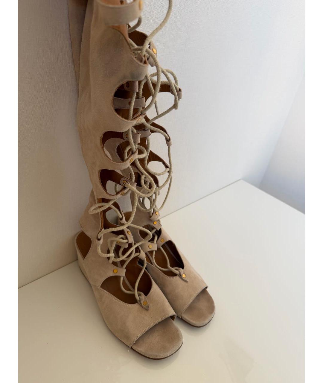 CHLOE Бежевые замшевые сандалии, фото 2