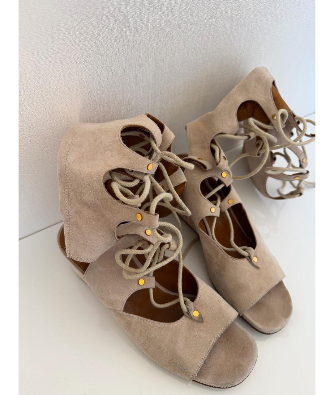 CHLOE Бежевые замшевые сандалии, фото 4
