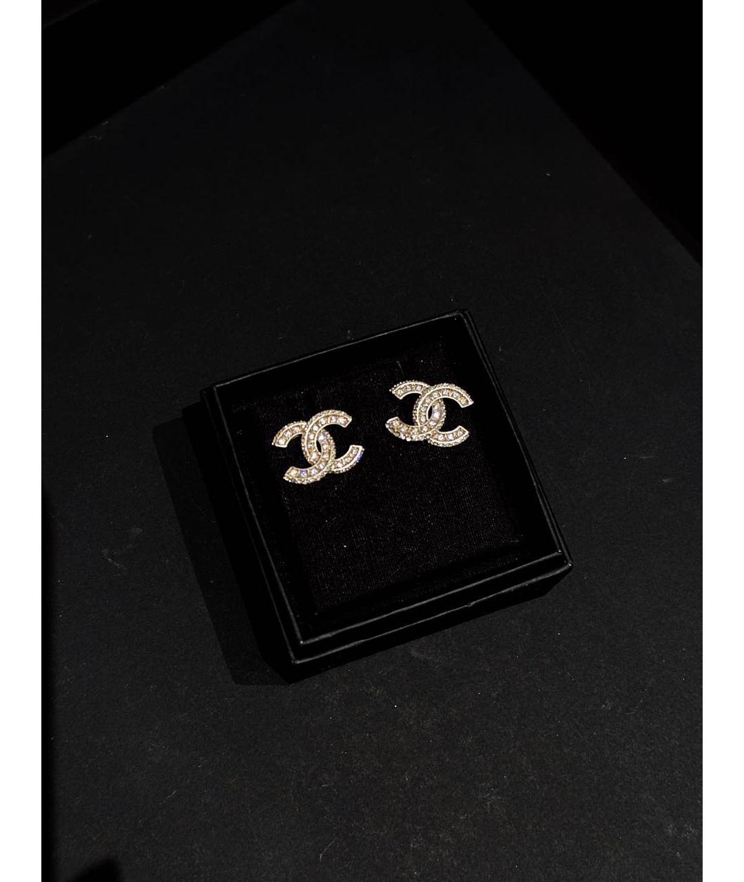 CHANEL Золотые металлические серьги, фото 4