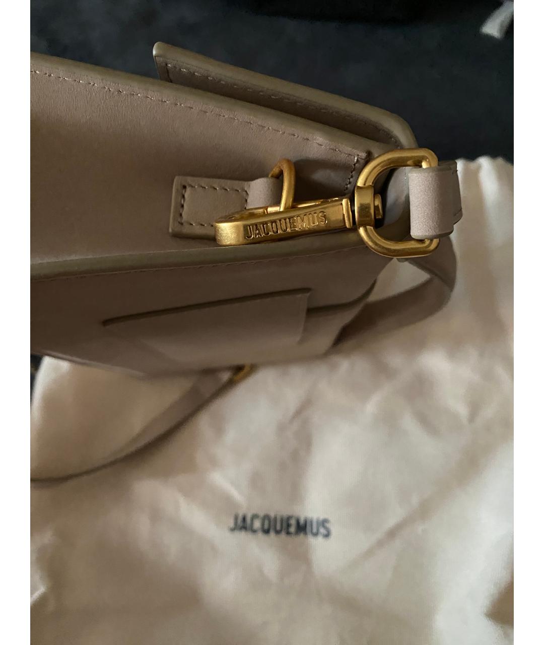 JACQUEMUS Бежевая замшевая сумка через плечо, фото 3