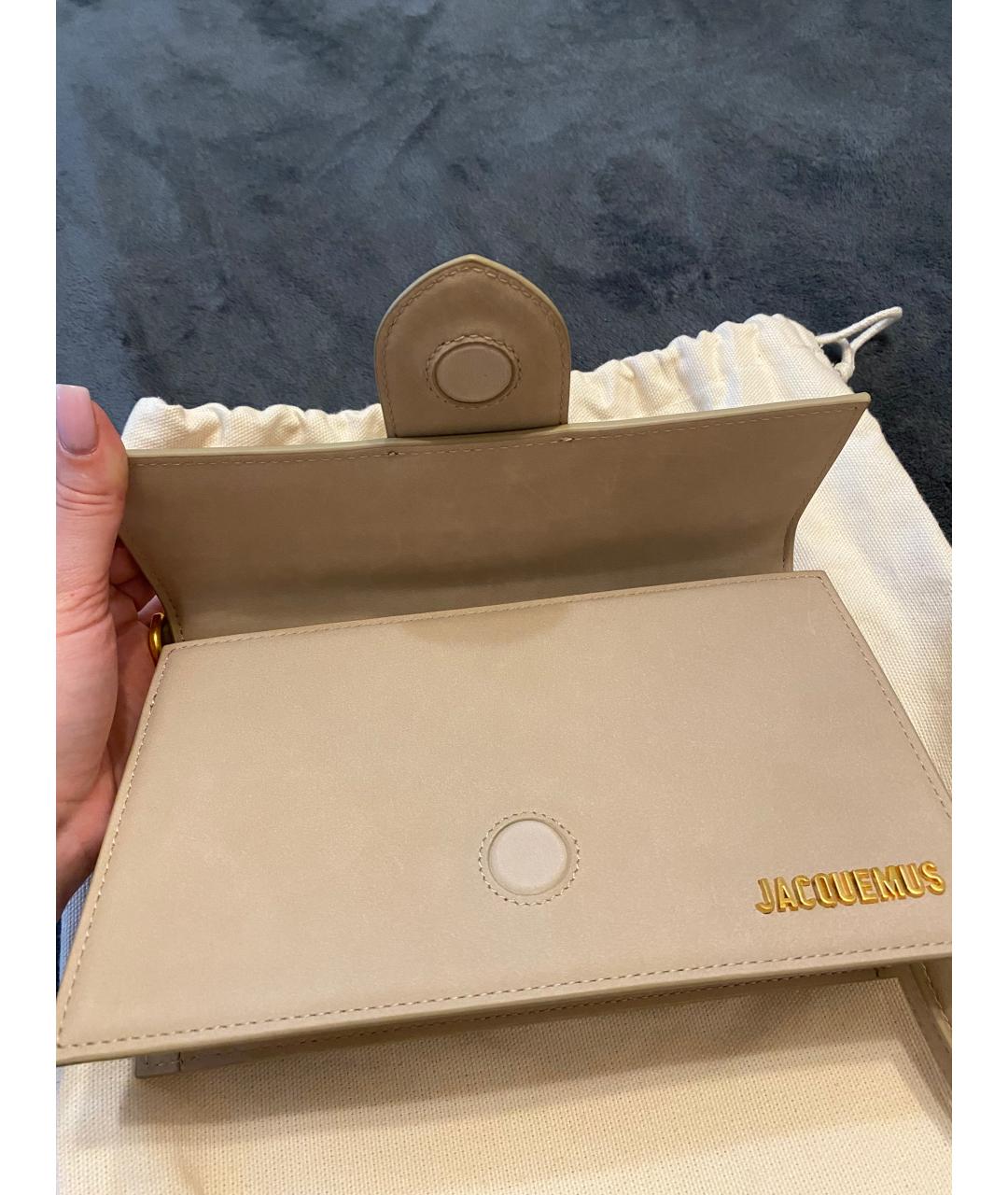 JACQUEMUS Бежевая замшевая сумка через плечо, фото 4